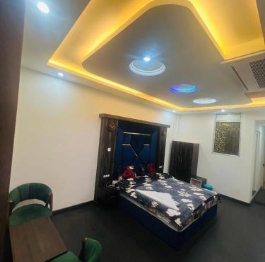 gulmarg peak view resort