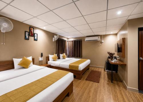 Gir Wildtrack Lodge - Into the Deep Forest