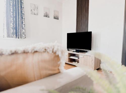Cozy studio, Pet free, Budget friendly Canberra