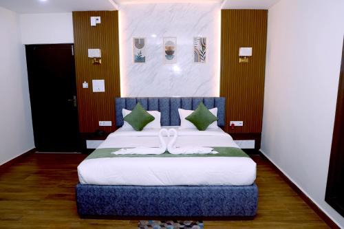 Grand Meridian Hotel & Restaurant