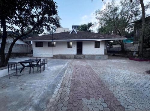 Aaram Ghar Guesthouse