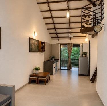 Savali 2BHK Villa, Bhor,Pool, Nature Stay, Kayaking & Bonfire ,Barbecue & Family Getaway ,Resort