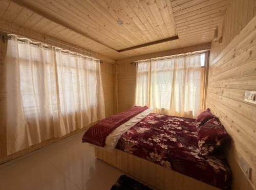 Himalyan Kitchen & Stay