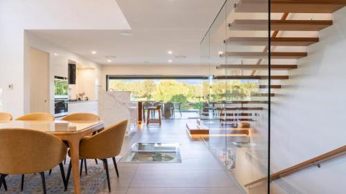 Rosalie Estate - The Vintage Holiday Houses