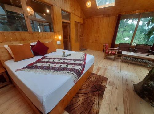 Jalori View Log House Jibhi