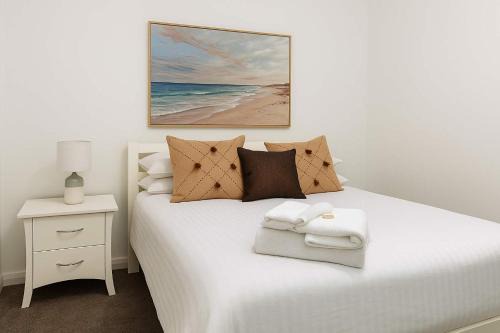 Newcastle CBD Penthouse, Spa & Entertainment