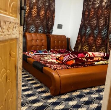 Aadil Paying Guest House Near Gulmarg