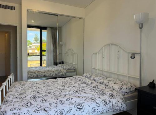 Spacious & Quiet 4BR, 2BA Home Near Sydney Airport, CBD & Beaches