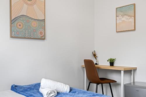 Inviting Double Room with Sunlit Comfort - Matraville - Shared Bathroom and Kitchen