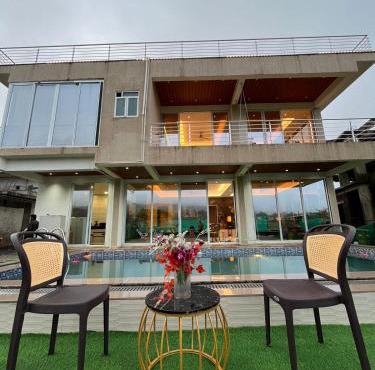 Mountain Crest Villa Lonavala