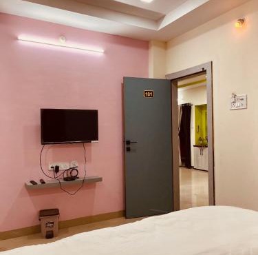 GOKUL Hotel