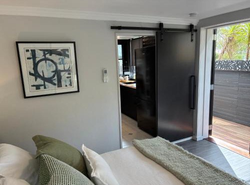 Pool Heated Lake Views 1BR Apartment