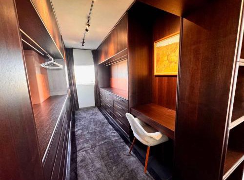 Luxury 1 Bedroom Apt with Harbour Views & Parking