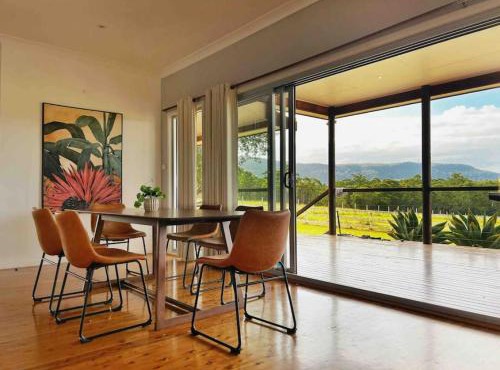 4 bedroom Cottage with swimming pool