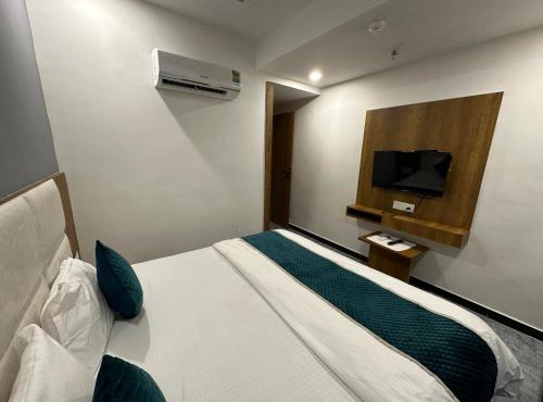 Hotel secure inn saroli