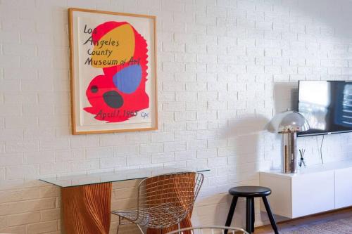 Modern Boutique CBD 2BR 1st Floor Apt