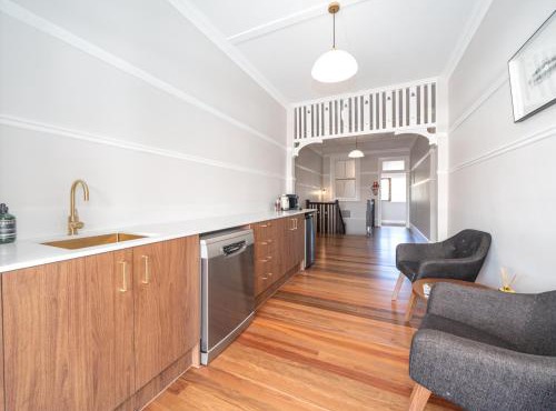 Royal Hotel Kew