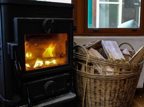 Tomah Retreat - Studio RELAX with fireplace